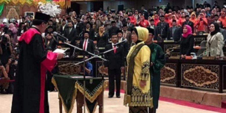 Image result for septina dilantik sebagai ketua DPRD Riau