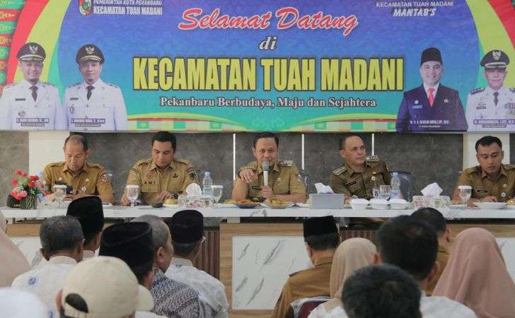 Agung-Nugroho-Berkantor-di-Kecamatan-Tuah-Madani-Jadi-Lokasi-Perdana.jpg