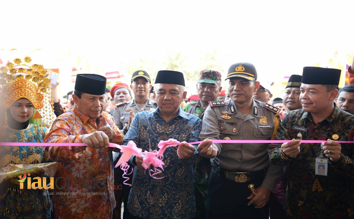 Gubernur Riau di Kuansing
