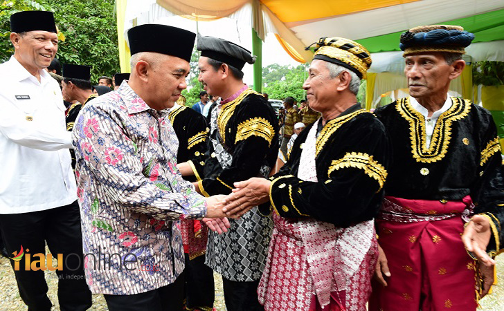 Penabalan Datuk di Tambang