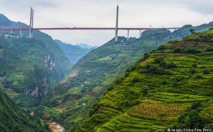 China Miliki Jembatan Tertinggi di Dunia