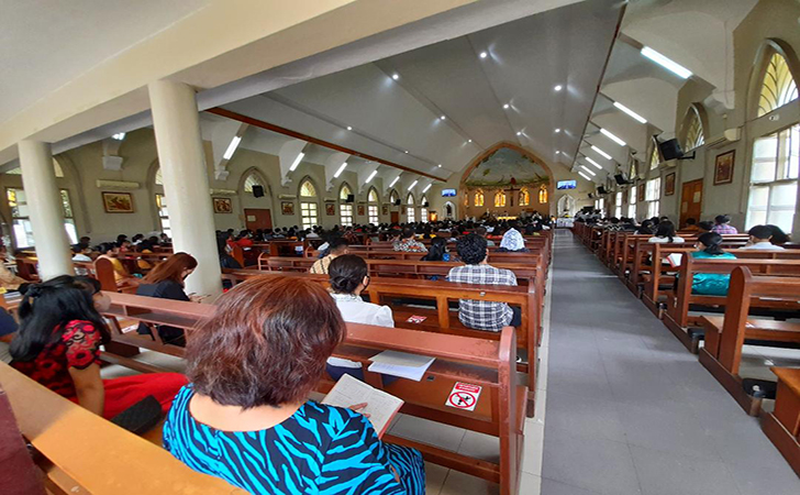 Gereja Katolik Santa Maria Pekanbaru2