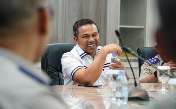Gubernur-Riau-Abdul-Wahid13.jpg