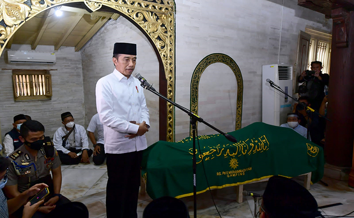 Jokowi salati buya Syafii Maarif
