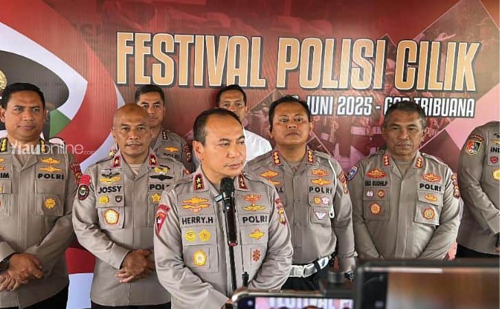 Kapolda-saat-buka-festival-pocil.jpg