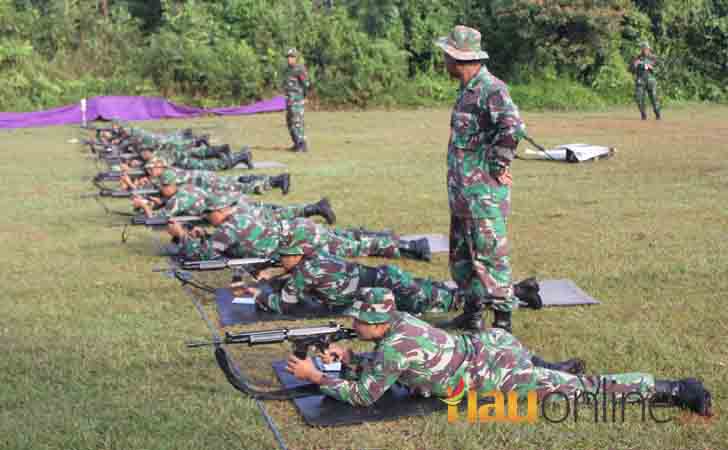 Latihan menembak TNI AU