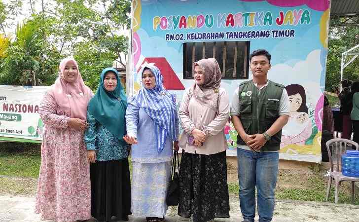Merawat Harapan Lewat Imunisasi di Posyandu 4
