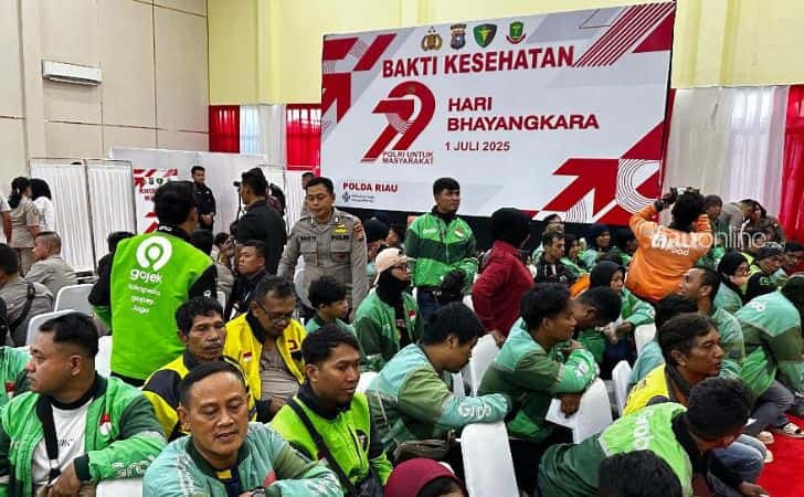 Ojol-Cek-keseatan-ratis.jpg