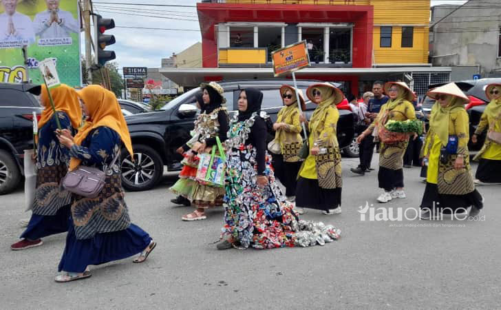 Pawai Taaruf MTQ4