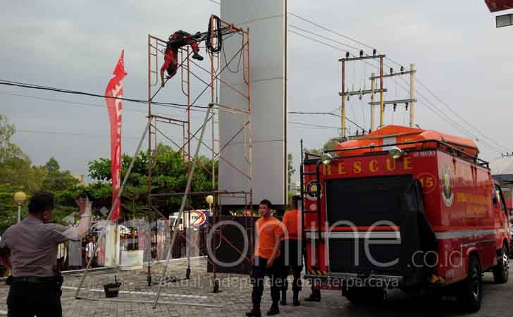 Pekerja Tewas Tersengat Listrik 