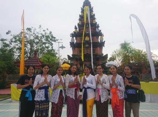 Perempuan Hindu Riau
