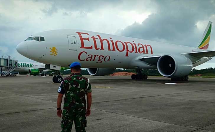 Pesawat Kargo Ethiopian Air 
