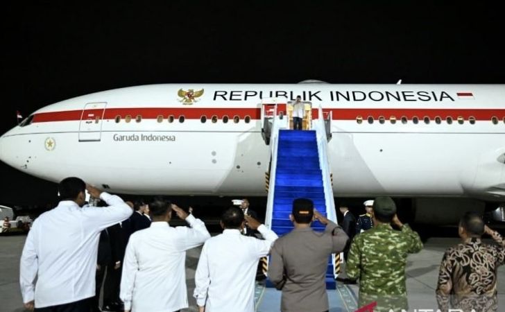 Prabowo-Bertolak-ke-Rusia-Hadiri-Eastern-Economic-Forum-Ke-11.jpg