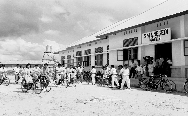 SMAN 1 Pekanbaru Bantuan Chevron 