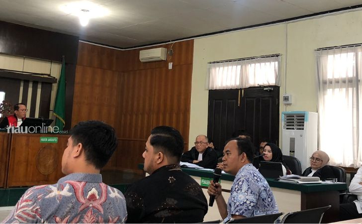 Sidang-lanjutan-Risnandar-Mahiwa.jpg