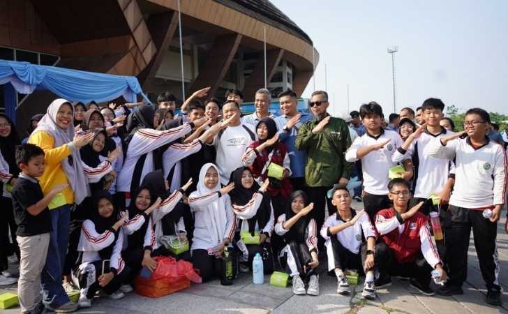 Stadion Utama Riau Bersolek, Plt Gubri Ingin Warga Nyaman dan Aman Saat Berolahraga 5