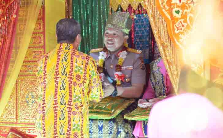 Tepung Tawar Kapolda Riau