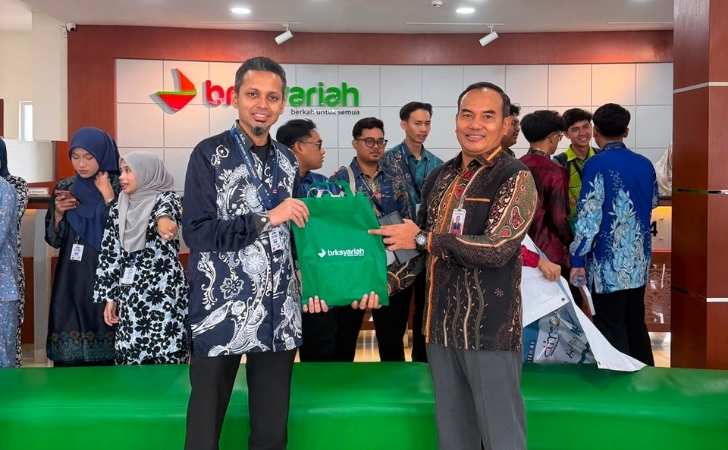 University-Malaysia-Kelantan-Pelajari-Peran-BRK-Syariah-dalam-Pengembangan-Ekonomi-Daerah.jpg