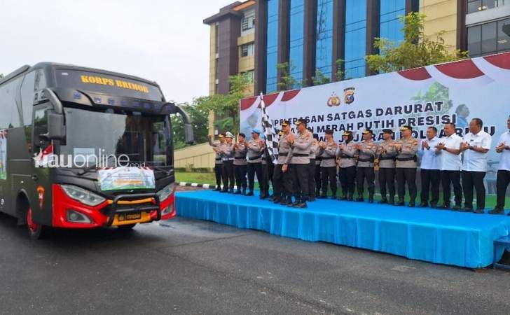 120-Personel-Disiagakan-Amankan-Pembangunan-Jembatan-Merah-Putih-Presisi-Tahap-II.jpg