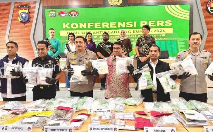 21-Hari-Operasi-Antik-Polisi-Ringkus-557-Tersangka-Narkotika-dan-435-Kasus-di-Riau.jpg