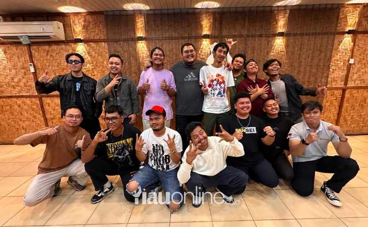21-Komika-Adu-Lucu-di-CLS-Season-IV-Pekanbaru-16-Peserta-Lolos-ke-Babak-Berikutnya.jpg