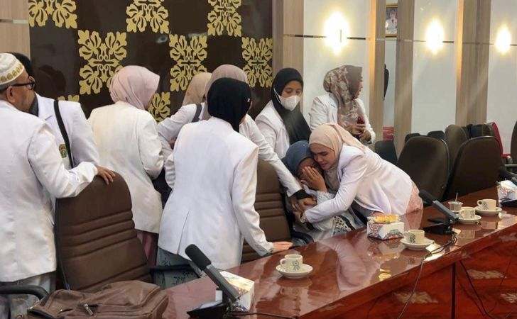 38-Dokter-Spesialis-di-Siak-Mengadu-ke-DPRD-Tunjangan-6-Bulan-Belum-Dibayar.jpg