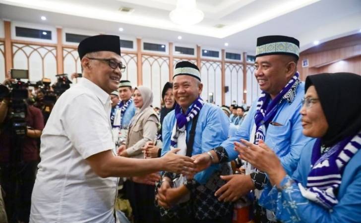 391-Jemaah-Haji-Kloter-Pertama-Resmi-Dilepas-oleh-Menteri-Haji-dan-Umrah.jpg