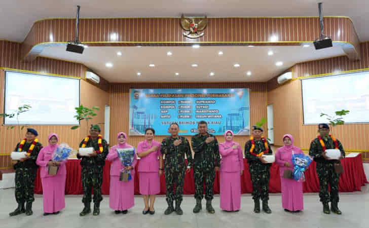 4-Personel-Brimob-pensiun.jpg
