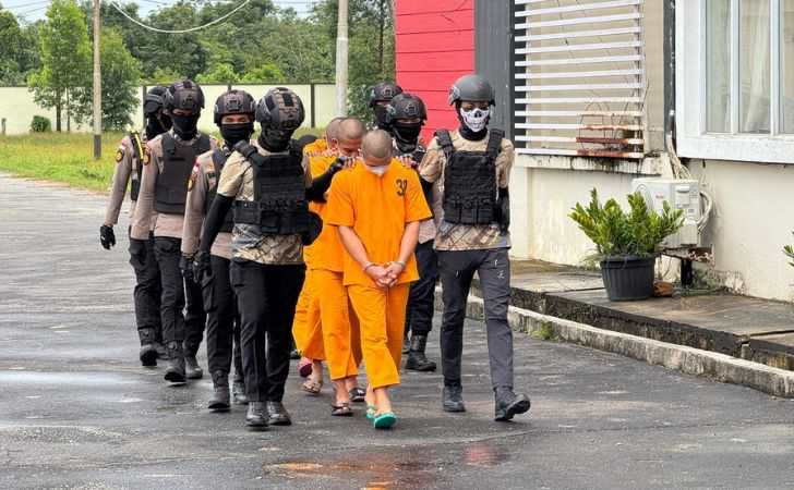 4-Tersangka-Bawa-30-Kg-Sabu-Asal-Malaysia-Ditangkap-Polisi-di-Kepulauan-Meranti.jpg