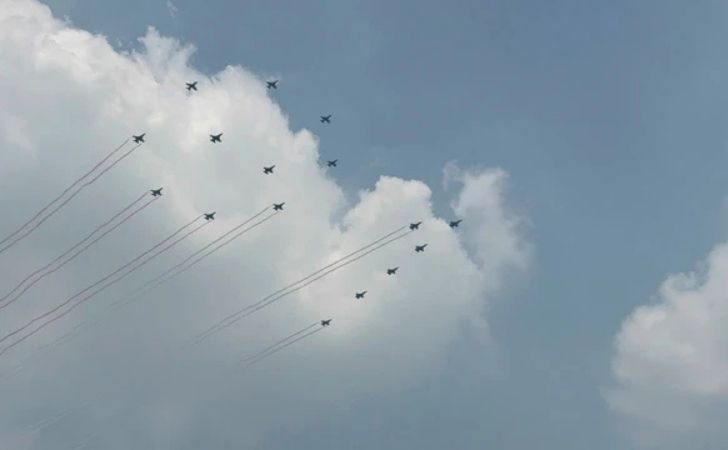 81-Formasi-Pesawat-Tempur-TNI-AU-Warnai-Upacara-HUT-ke-81-RI-di-Istana-Merdeka.jpg