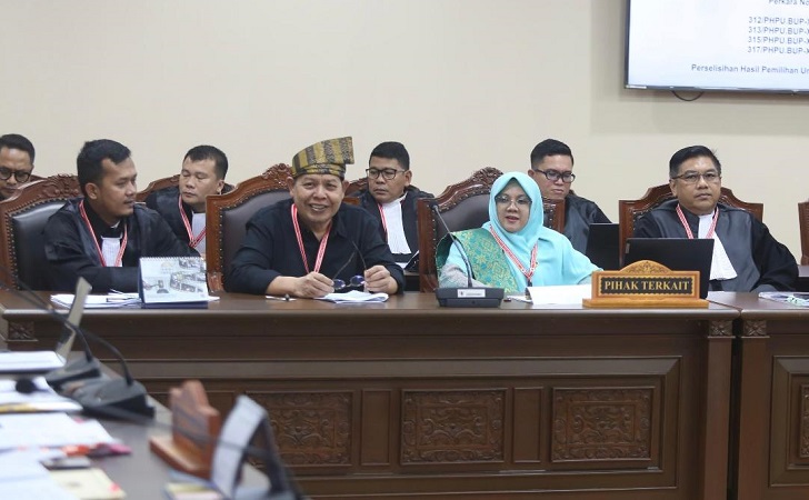 Afni-didampingi-irving-kahar.jpg