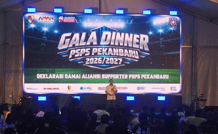 Agung-Nugroho-saat-Gala-Dinner.jpg