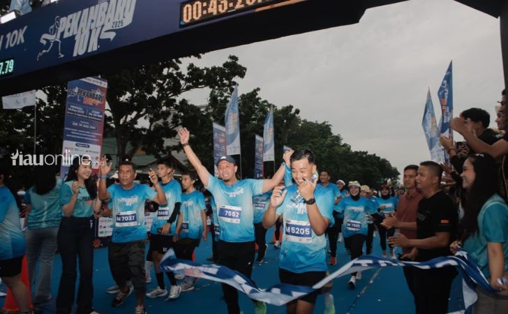 Agung-di-pekanbaru-10k.jpg