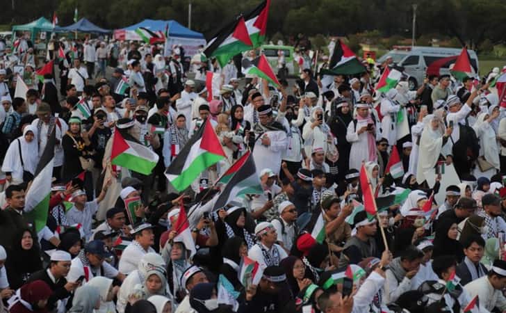 Aksi-Bela-Palestina-di-Monas2.jpg