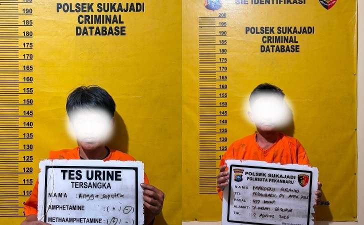 Aksi-Bongkar-Atap-Rumah-Terekam-Video-Dua-Pelaku-Ditangkap-Polsek-Sukajadi.jpg