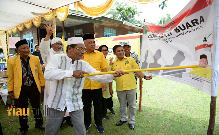 Andi-Rachman-kampanye-di-Mempura-siak.jpg