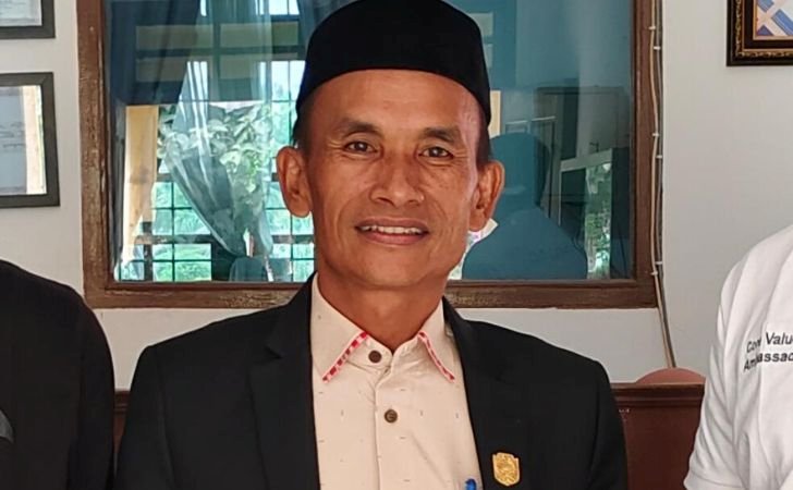 Anggota-DPRD-Siak-Nyaris-Dibakar-Saat-Massa-Hadang-Alat-Berat-PT-TKWL.jpg