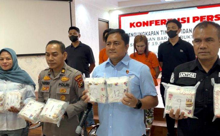 Antar-Mobil-Berisi-Sabu-Pasutri-Baru-Nikah-Diciduk-Polisi.jpg