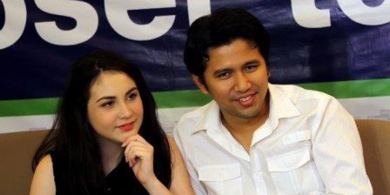 Arumi-dan-emil-dakdak.jpg