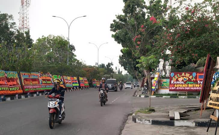 Arus-Lalin-Jalan-Diponegoro.jpg