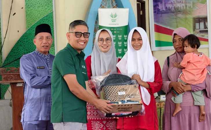 Asian-Agri-Perkuat-Pertumbuhan-Inklusif-melalui-Dukungan-Pendidikan-di-Siak.jpg