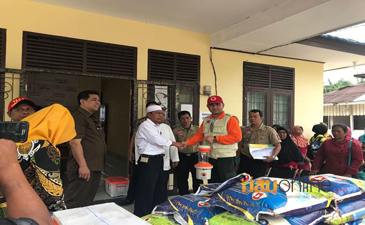 BPBD-Riau-kirim-bantuan.jpg