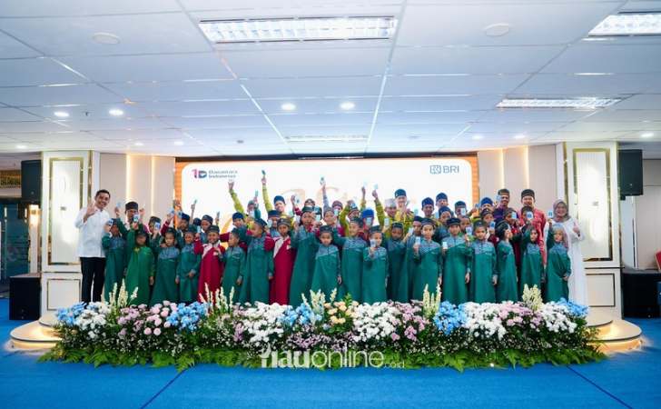 BRI-Peduli-Salurkan-Santunan-dan-1.000-Paket-Sembako-untuk-Warga-Tenayan.jpg