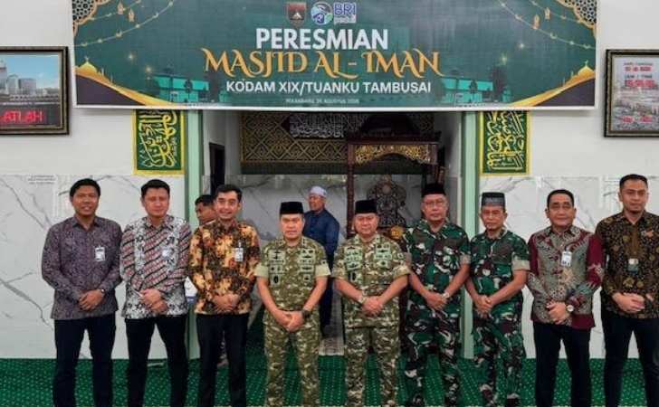 BRI-Pekanbaru-saat-Peresmian-Masjid.jpg