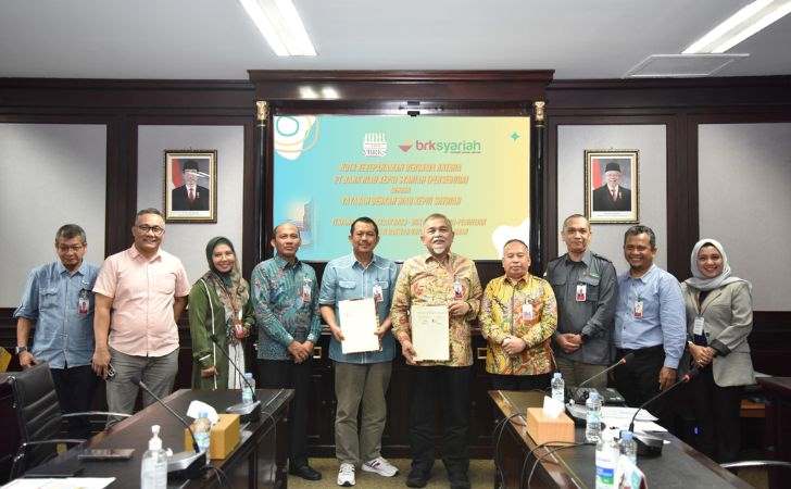 BRK-Syariah-Gandeng-Yayasan-BRKS-Mudahkan-Pembelian-Kendaraan-Bagi-Dai.jpg