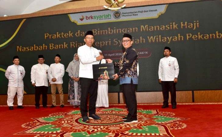 BRK-Syariah-Gelar-Praktik-Manasik-Haji-untuk-Perkuat-Layanan-Spiritual-Nasabah.jpg