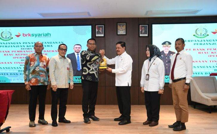 BRK-Syariah-Perpanjang-PKS-Penanganan-Hukum-dengan-Kejaksaan-Kepri.jpg