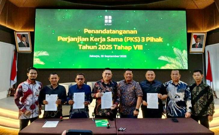 BRK-Syariah-Teken-PKS-PSR-Bersama-Dua-Koperasi-Petani.jpg