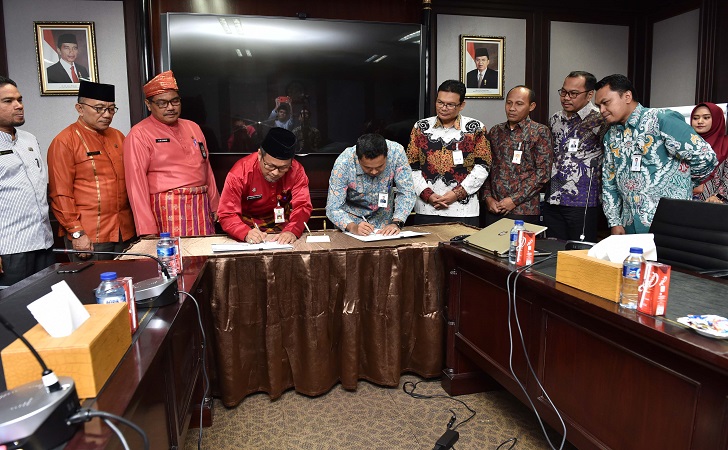 BRK-wakaf.jpg