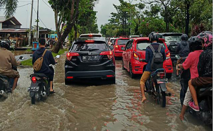 Banjir-Pekanbaru.jpg